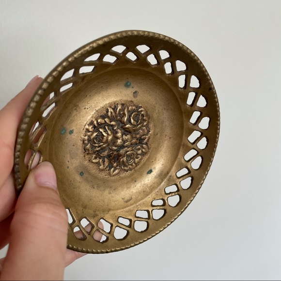 Vintage Solid Brass Pierced Bowl – Raised Floral Rose Motif – Ornate Decorative - Picture 8 of 13